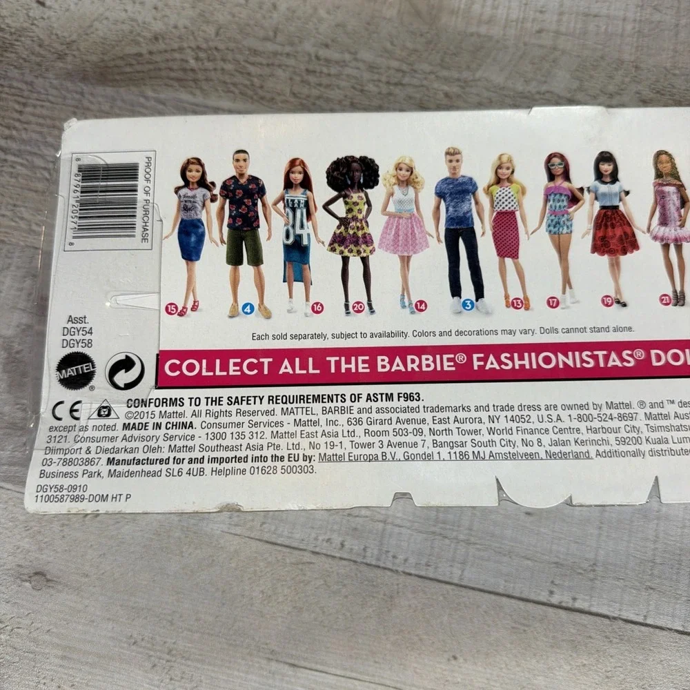2015 Barbie Fashionistas #15 Smile With Style Doll DGY58 NRFB Mattel New
